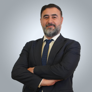 طارق عبدالكريم